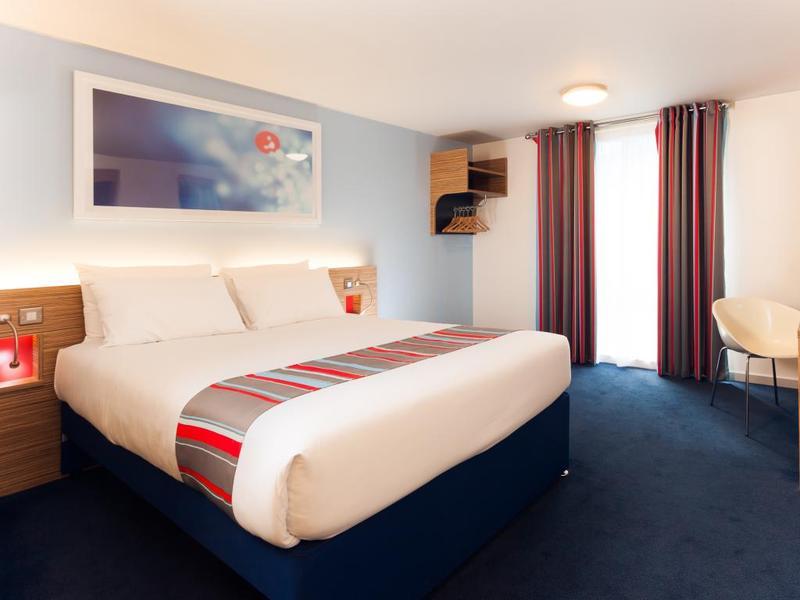 Travelodge Bristol Central Anchor Road Ngoại thất bức ảnh