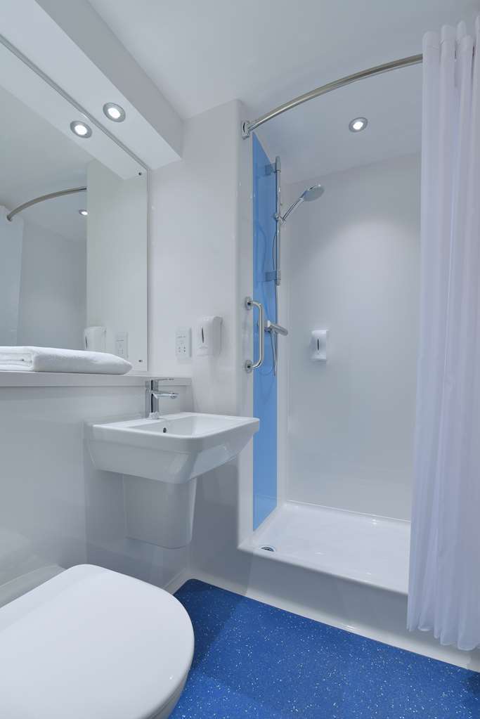 Travelodge Bristol Central Anchor Road Phòng bức ảnh